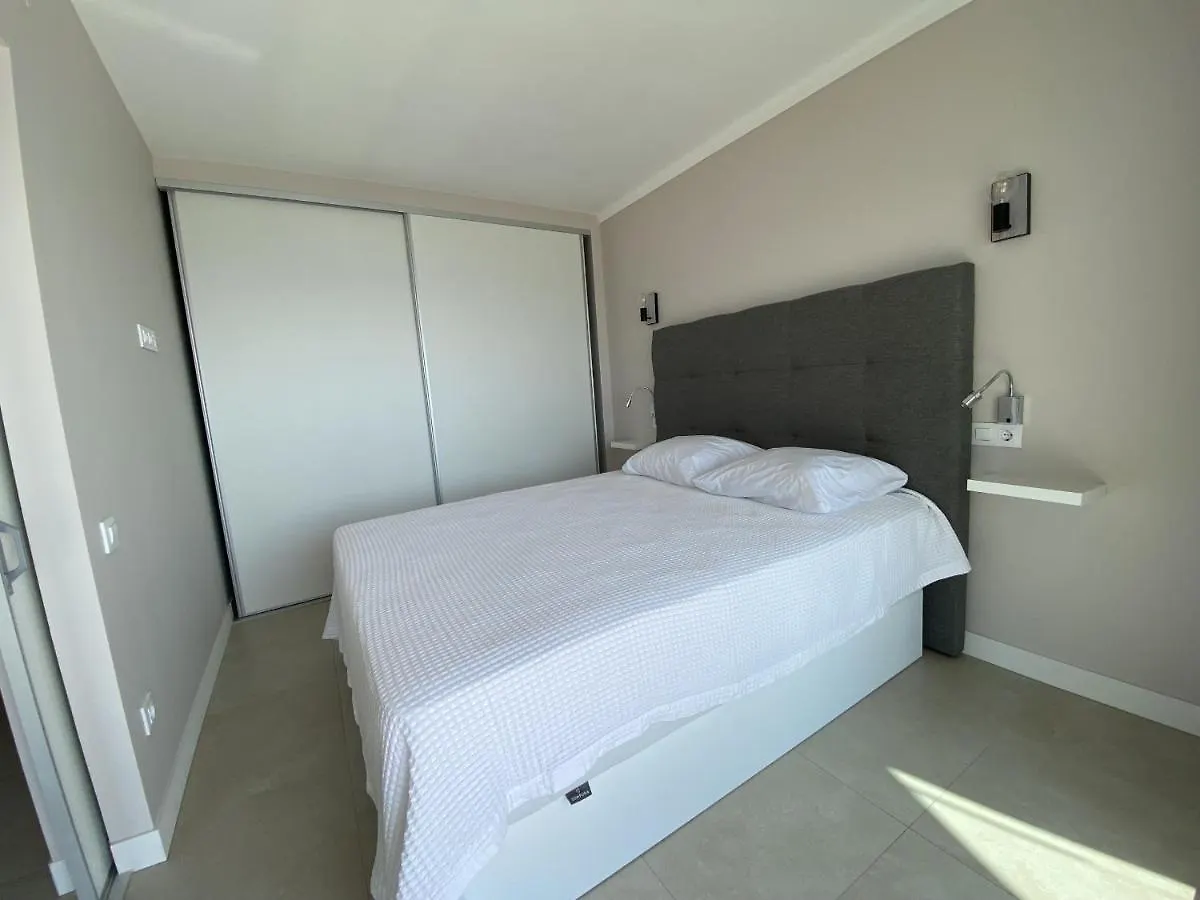 Apartmán Roses Europa 60